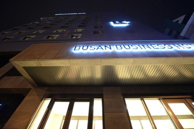 Busan Business Hotel Exteriör bild