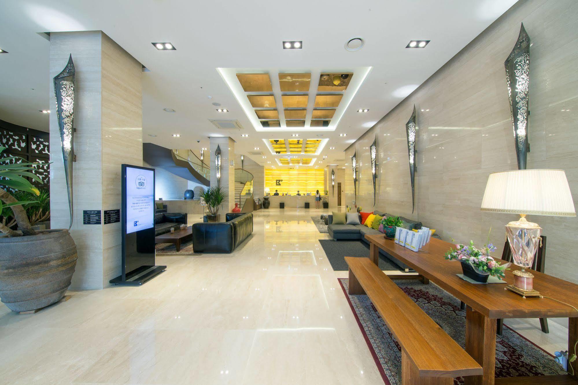 Busan Business Hotel Exteriör bild